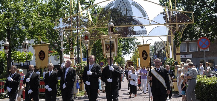Sint Jansfeest in Laren op zaterdag 24 juni en zondag 25 juni 2023, Sint Jansprocessie op zondag 25 juni 2023